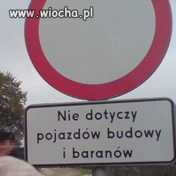 Dobry opis pod znakiem.
