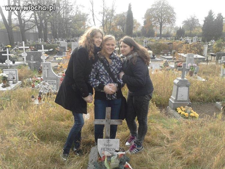 A Takie Tam Na Cmentarzu 