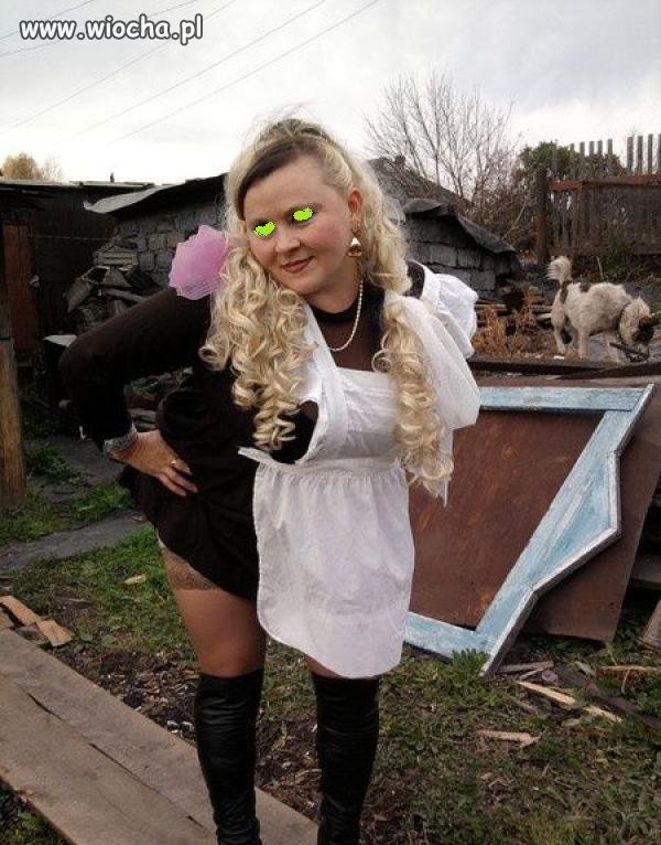 Sexy blondi...