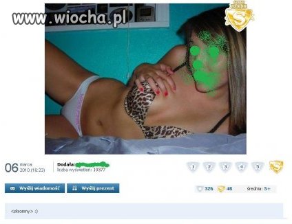 Lansik zmytymi paznokciami.