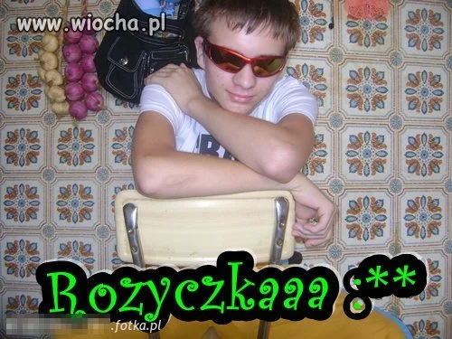 Rozyczkaaa :**