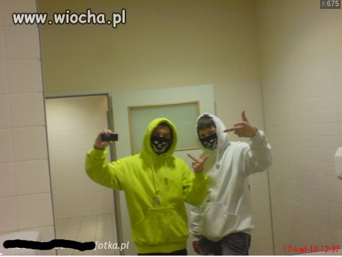 2 kozaki w kiblu