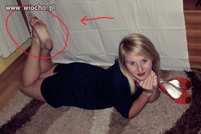Chyba zapomniała nóżek umyć 