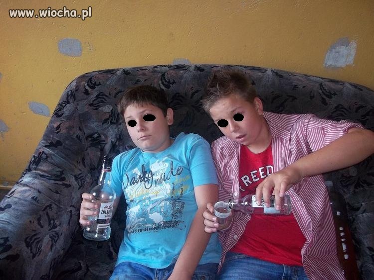 Lans na puste butelki po wódce
