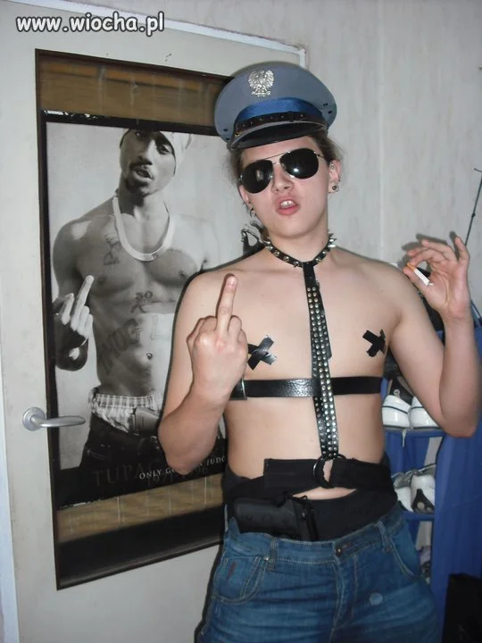 W hołdzie Tupacowi, czy...