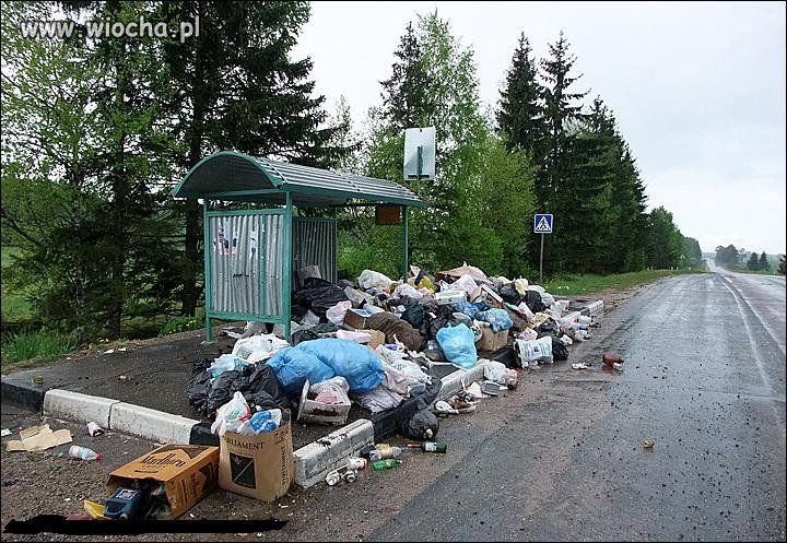W oczekiwaniu na autobus