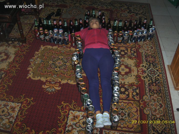 Ciekawy efekt przelewania alkoholu