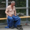 Za ciepło mu było
