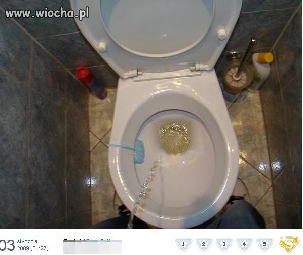 Bo były słit focie na kibelku... 