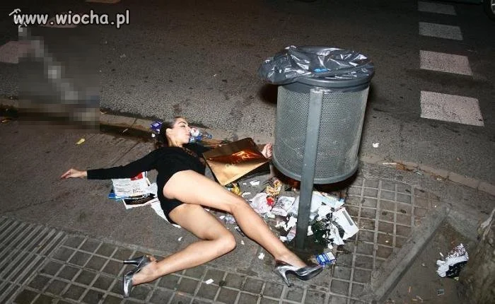 ŚPI PO BALETACH
