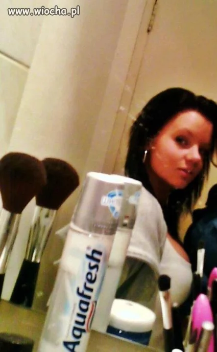 Reklama: Aquafresh...