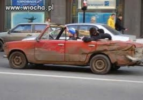 Wybrali się na wycieczke po mieście...