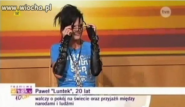 Walczy o pokój na świecie oraz przyjaźń między...