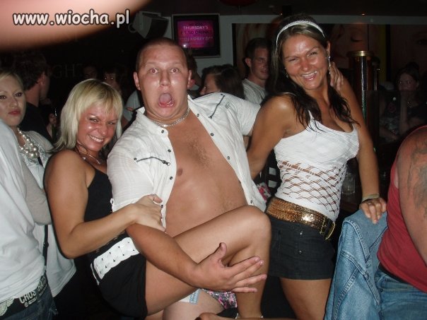 Bal polek na disco w UK