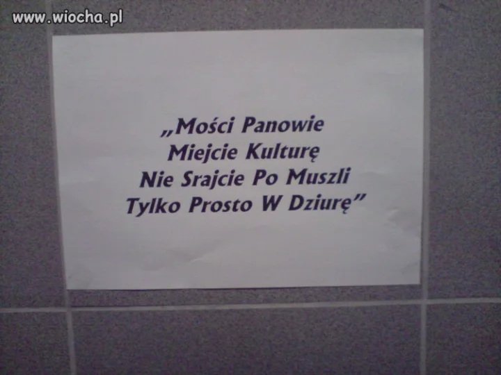 W bankowej toalecie