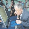 Jarek zakłada profil na fejsie...