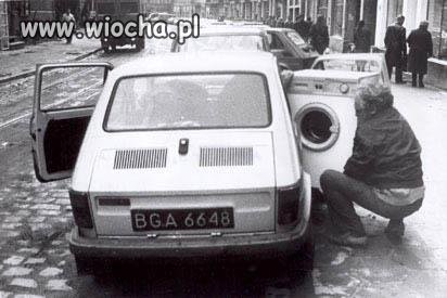 Heniek pomóż mi włożyć ta pralkę do auta ... 