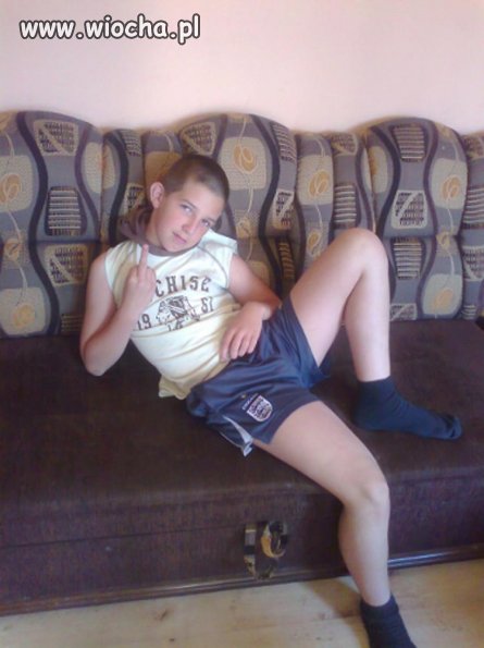 Młody gangsta chce być na głównej pomożmy mu.