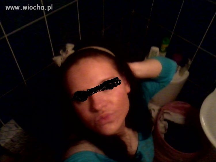 Jest Dzióbek, jest kubel, jest syf, i sexi morda...