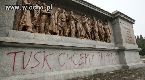 Nawet na pomniku piszą