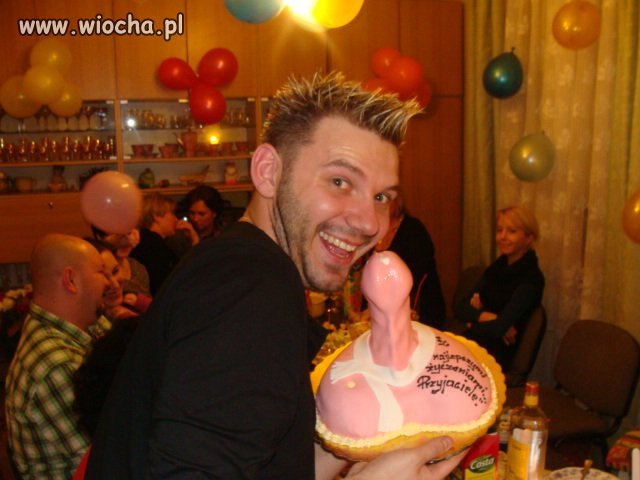 Tort urodzinowy