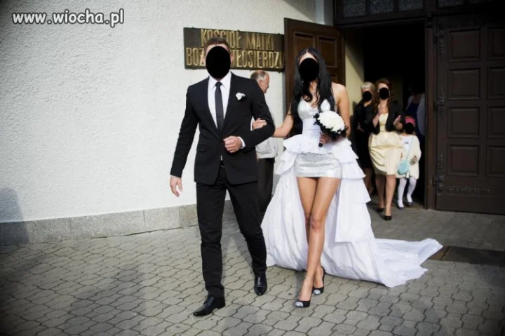 Do ślubu w takim czymś?! 