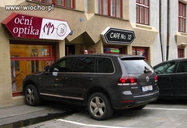 Wizyta u optyka na pewno potrzebna ...
