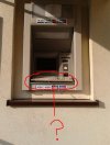 Nowoczesny bankomat 
