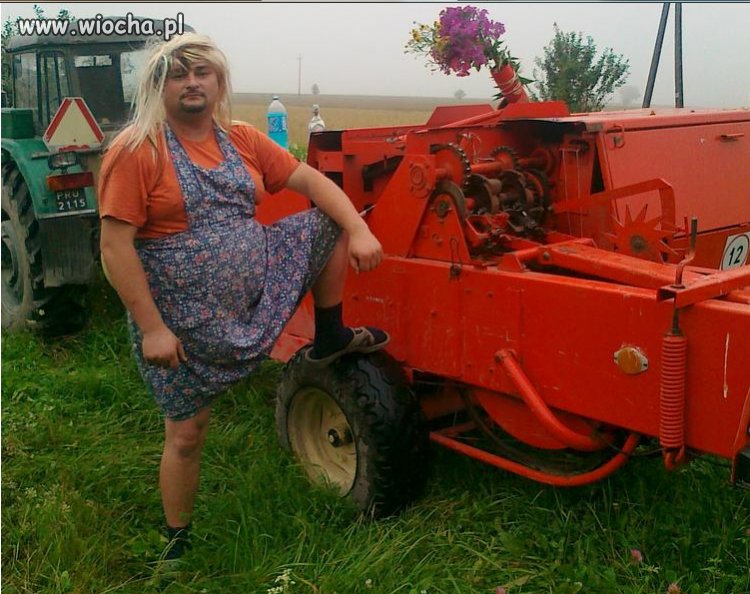Blondyneczka czeka na swojego księcia