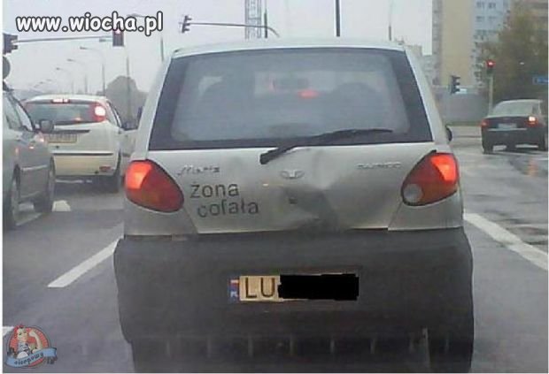 Rozbity tył