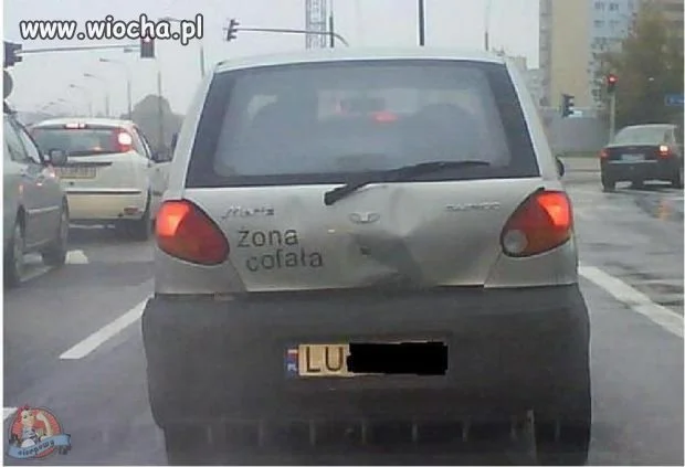 Rozbity tył