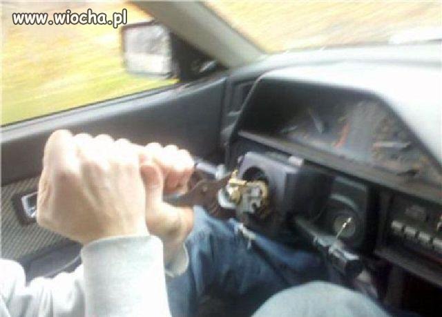 Ale urwał...