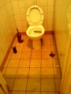 WC w Warszawskim Szpitalu Dz.J.