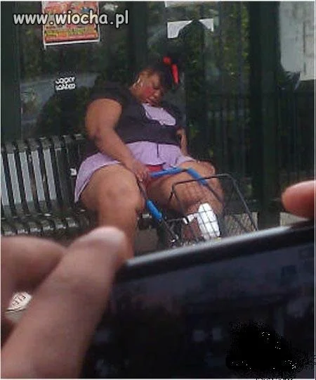 Śpij maleńka śpij... 