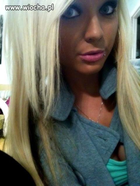 Blondyneczka??