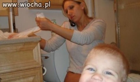Mama na kibelku.