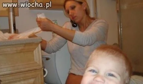 Mama na kibelku.