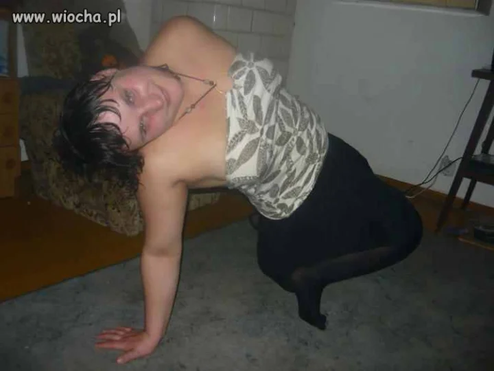 To jest 22 laska. Niezła co??