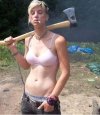 Ostra dziewczyna.