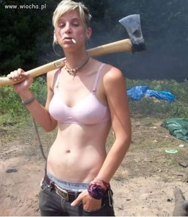 Ostra dziewczyna.