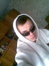 Prawdziwy gangsta, okularki, dzióbek i