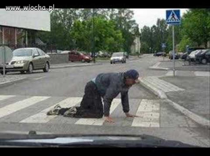 Przypomniały mu się...