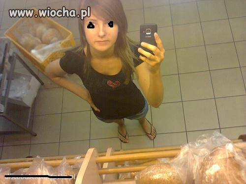 Zdjęcie przy pieczywie .