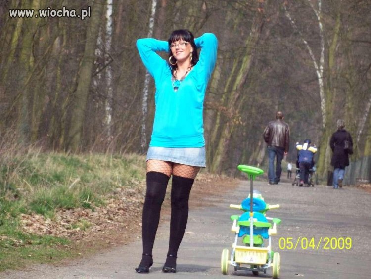Na spacerku z dzieckiem