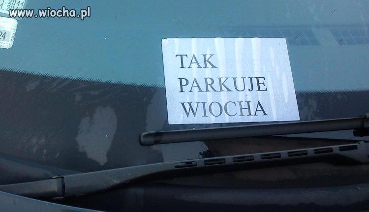 Takie tam jak jakaś kobieta stanęła przed bankiem