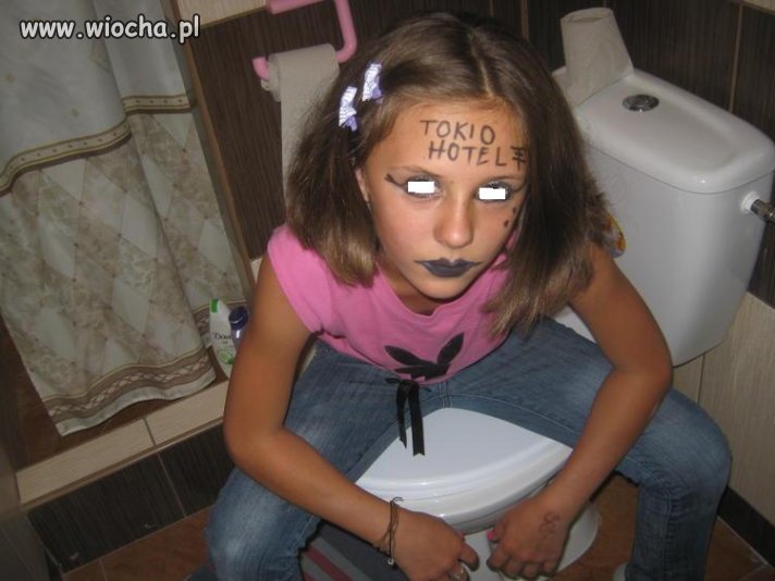 Ona ma 12 lat.