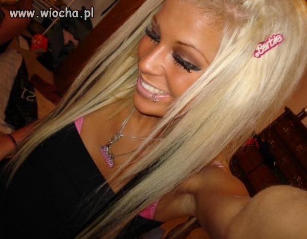 Barbie. pokemon 