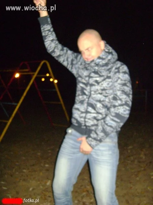 Takie tam na placu zabaw. 
