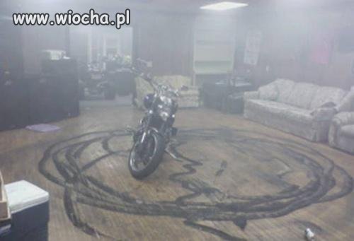 Takie tam kilka baczków wykręconych na środku