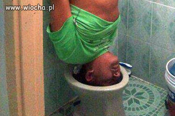 W opisie "mistrz plumking-u"